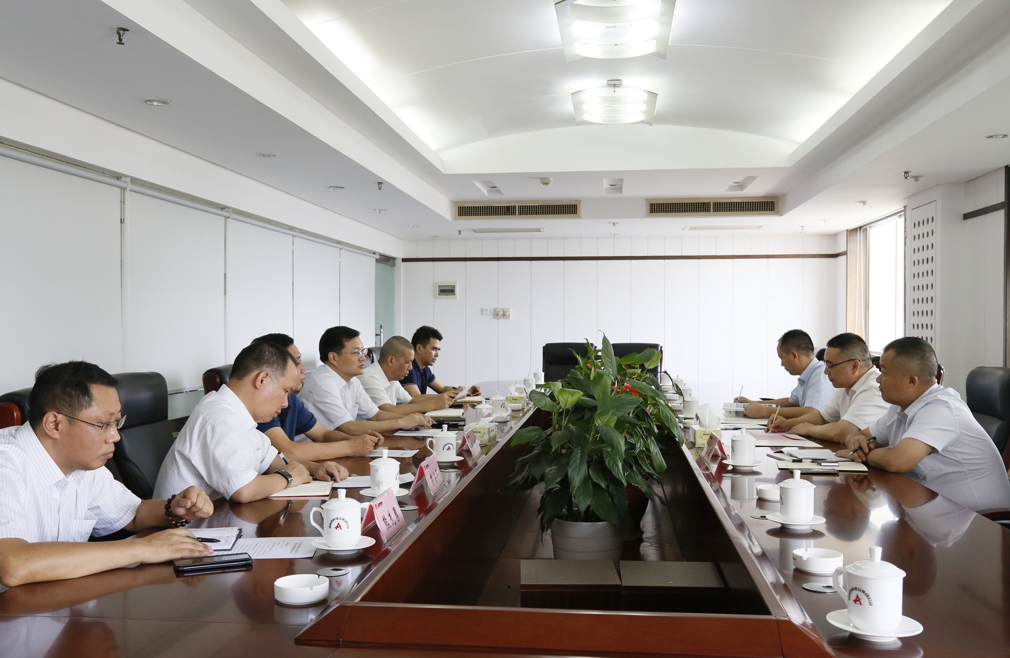 20200803140877.jpg ÑîÐÛΰ»á¼ûÖÐÌúÎå¾Ö»úе»¯¹«Ë¾__¸±±¾.jpg