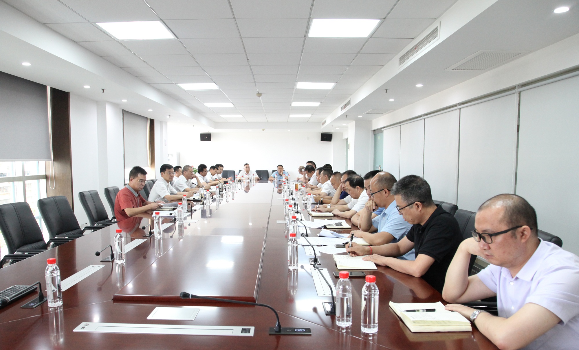 20200907633987.jpg ÑîÐÛΰ³öϯ¼¯ÍÅı»®ÊÂÇé¶½µ¼»á.jpg