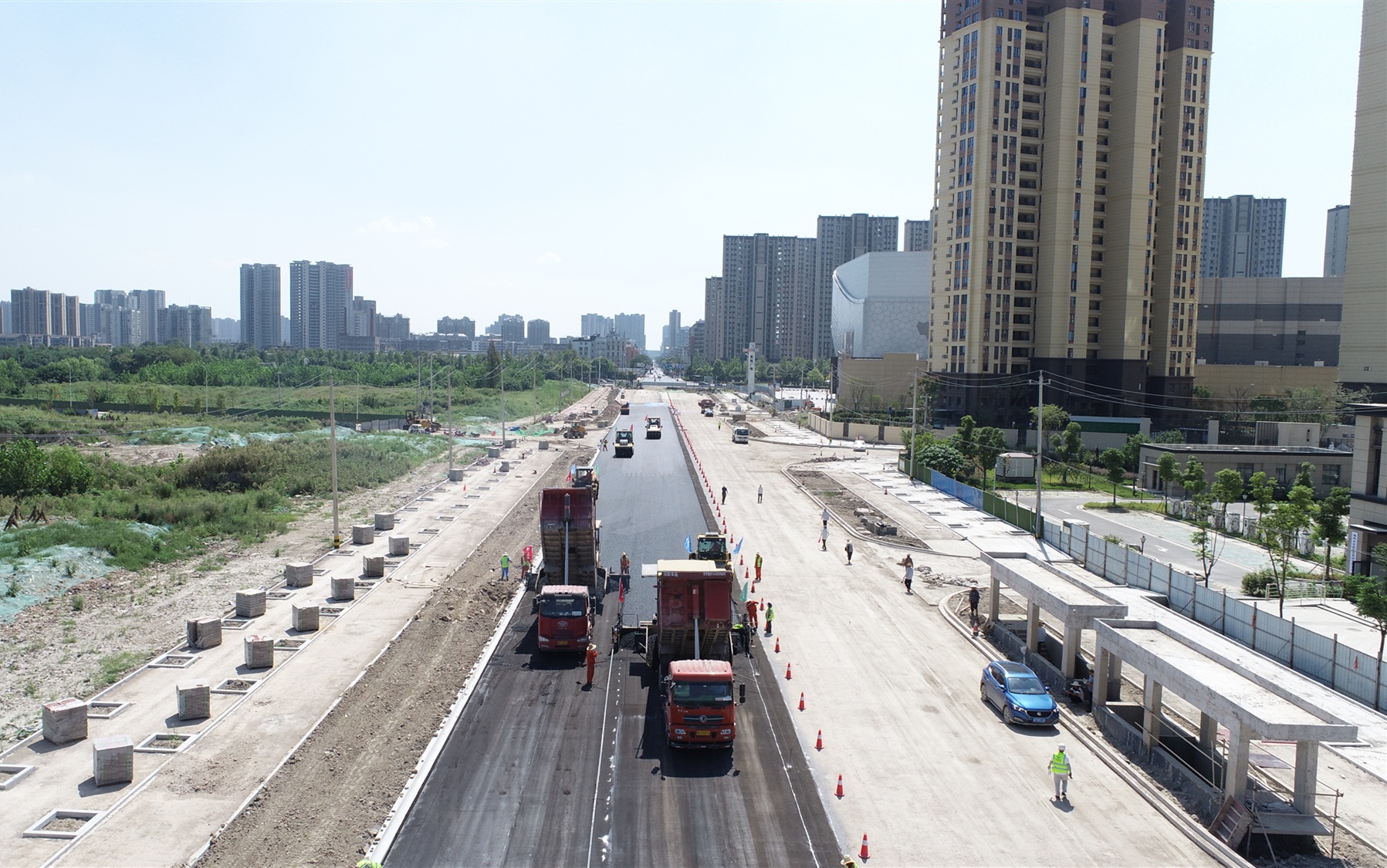 20211012128312.jpg 1荆州红蹊径路面施工最先_副本.jpg